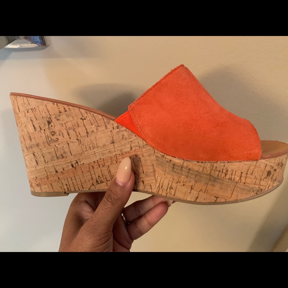 Open Toe Clogs - image 3